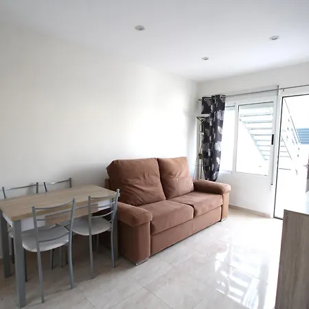 Beautiful Duplex With Pool * Торевьиа