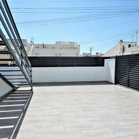 Beautiful Duplex With Pool Дом отдыха